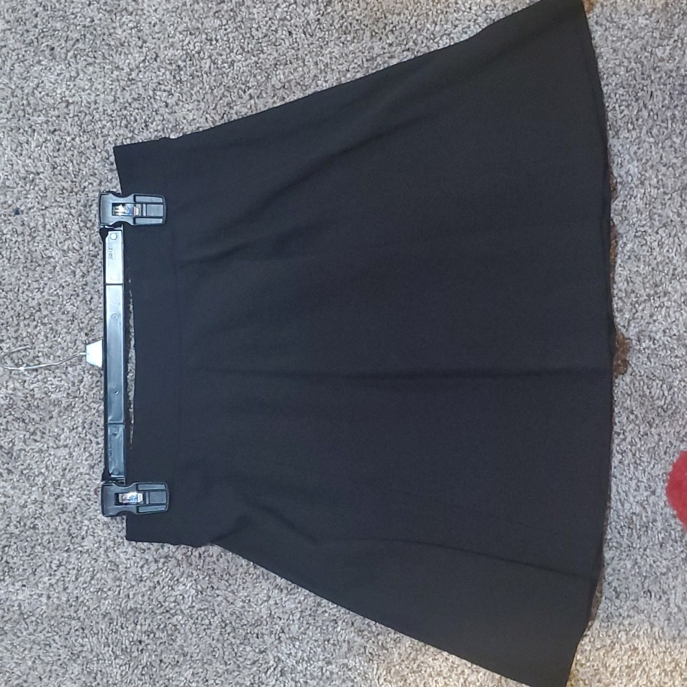 H&M black skater skirt sz:M